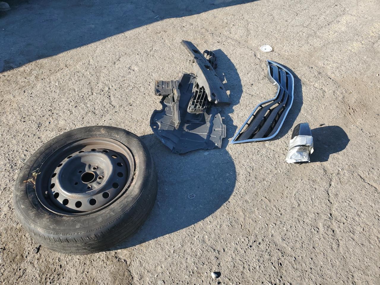 2010 Toyota Camry Base VIN: 4T1BF3EK7AU086836 Lot: 70816475