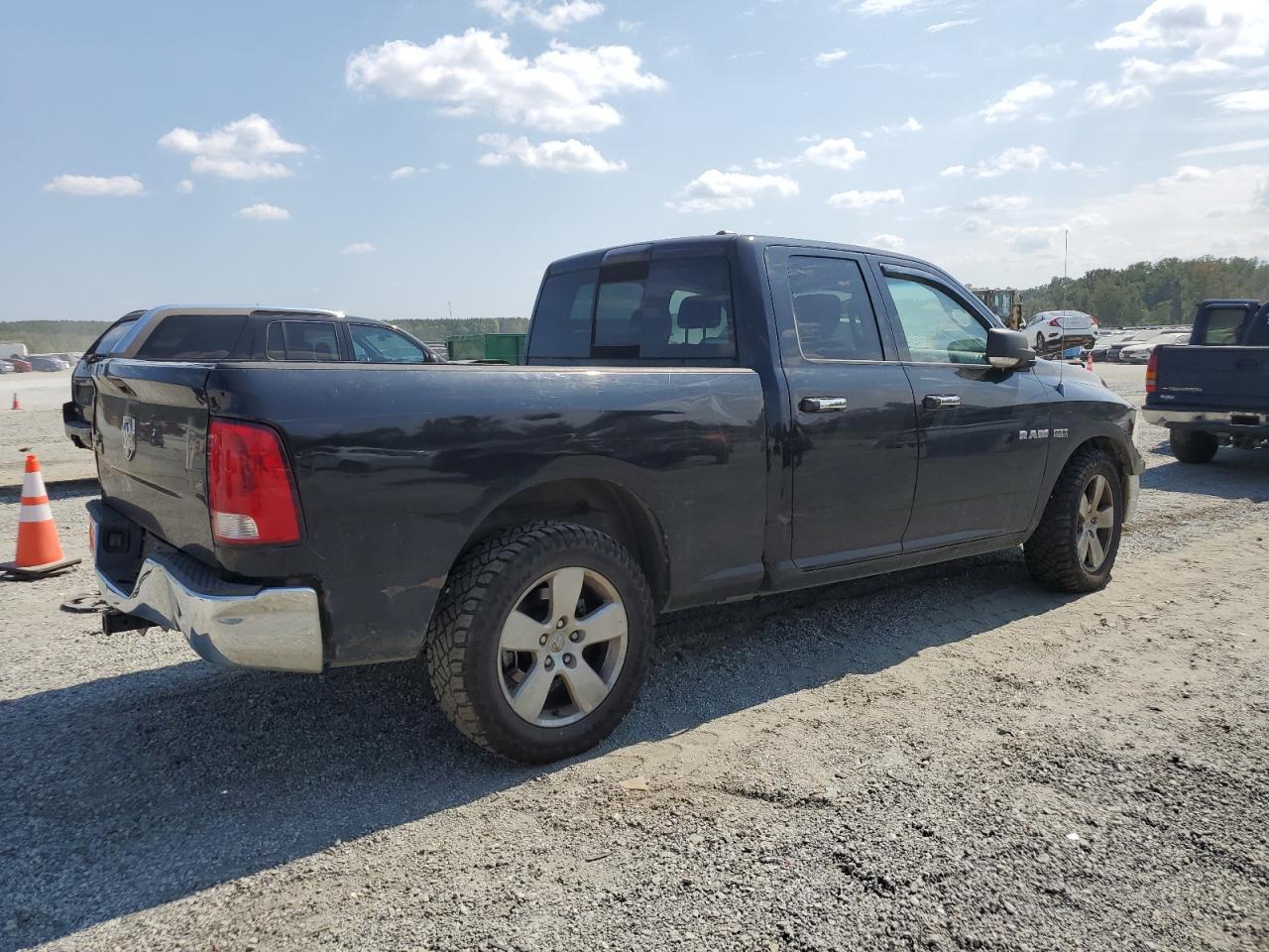 2010 Dodge Ram 1500 VIN: 1D7RB1GTXAS238635 Lot: 81735625