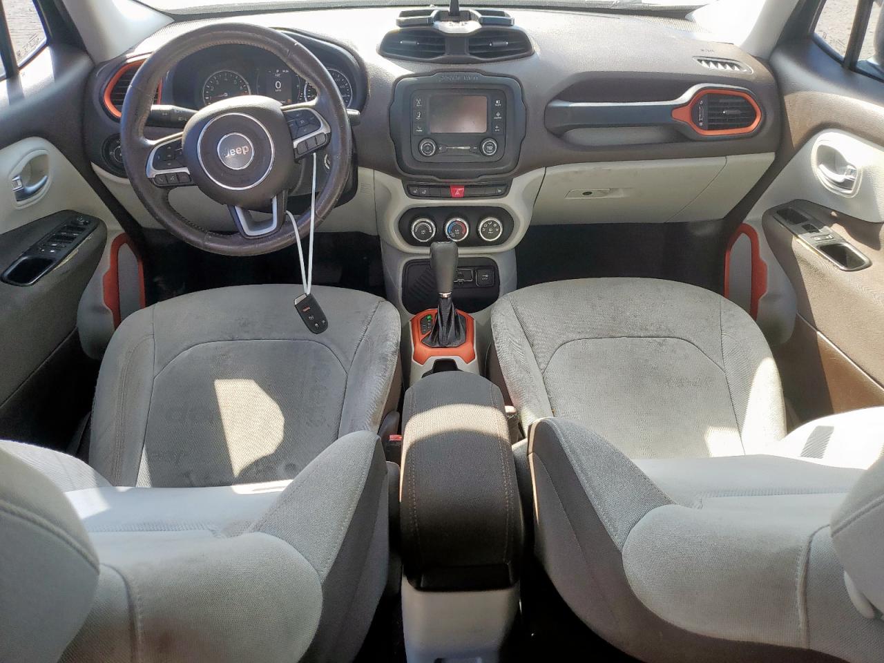 2015 Jeep Renegade Latitude VIN: ZACCJABT0FPB65997 Lot: 81431305