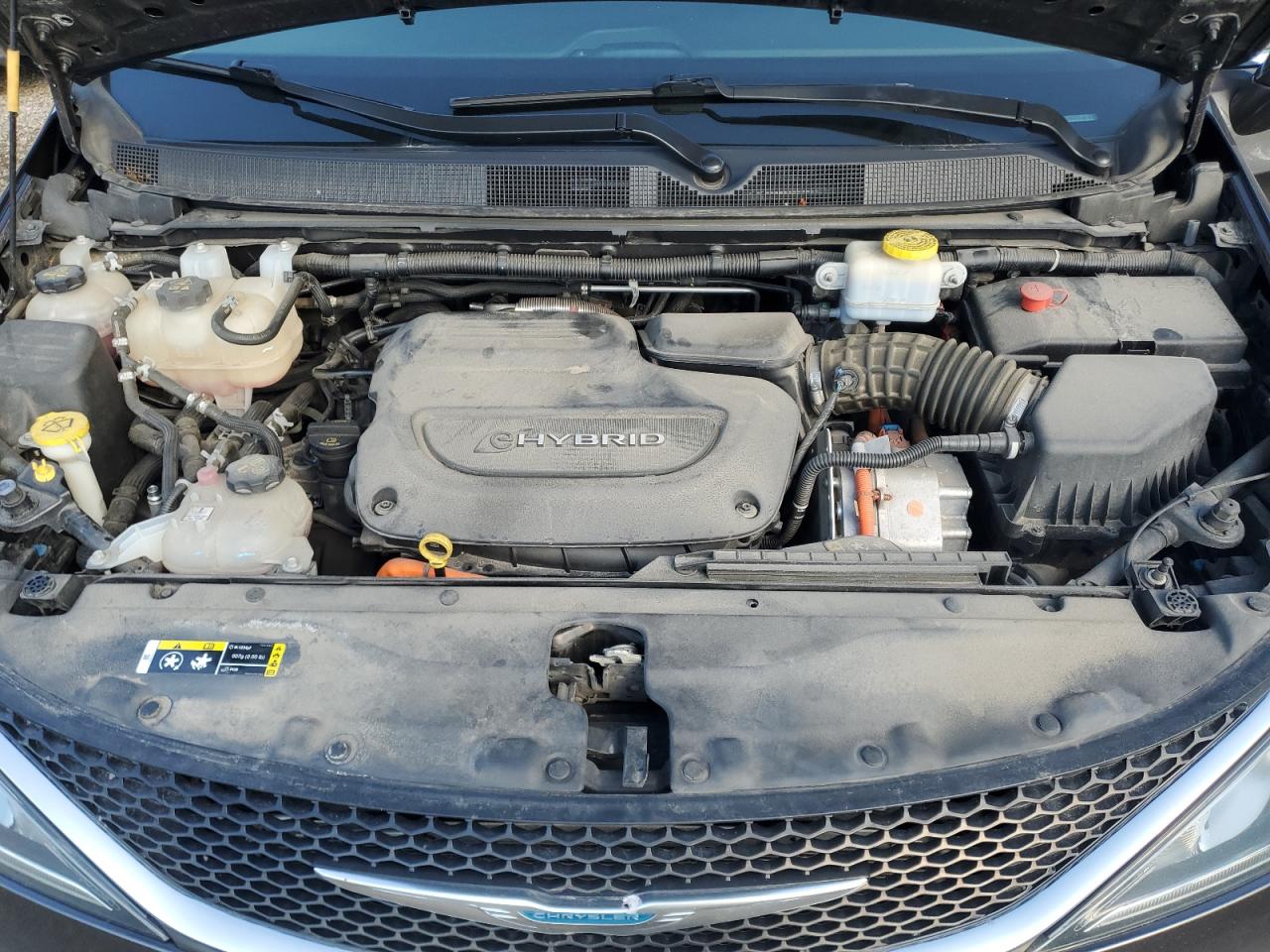 2020 Chrysler Pacifica Hybrid Touring L VIN: 2C4RC1L7XLR224545 Lot: 83856415