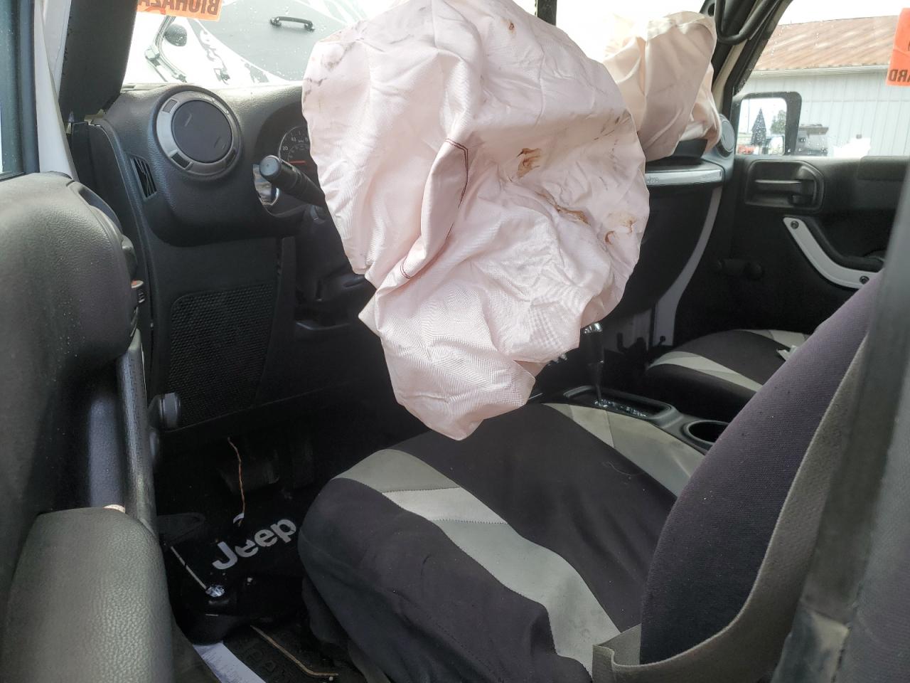 2015 Jeep Wrangler Sport VIN: 1C4AJWAG0FL663091 Lot: 81737785