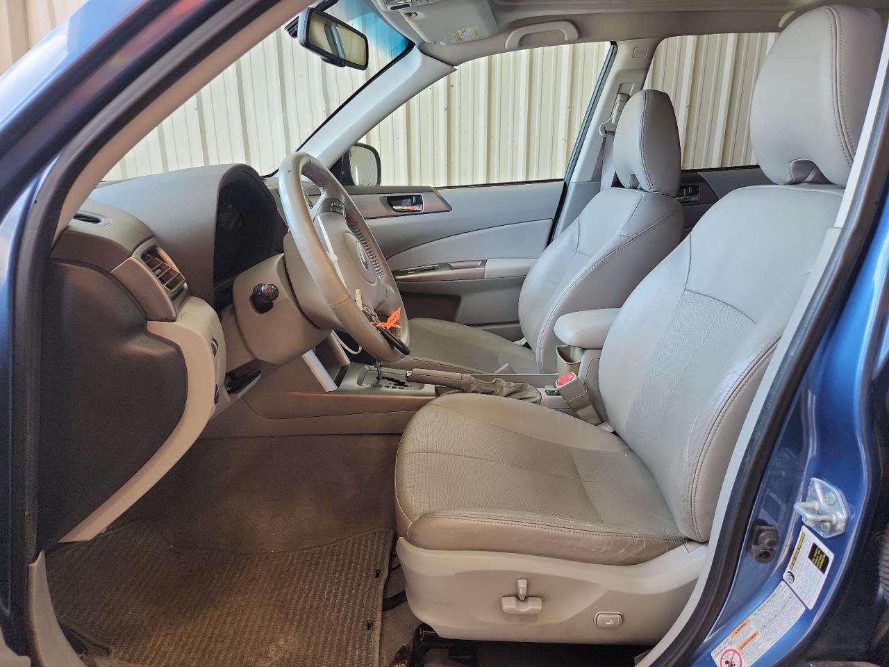 2010 Subaru Forester 2.5X Limited VIN: JF2SH6DC1AH700574 Lot: 82081495