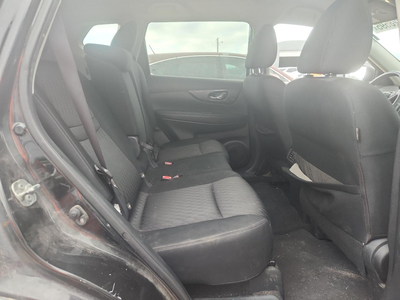 2017 Nissan Rogue S VIN: KNMAT2MV3HP608272 Lot: 81328595