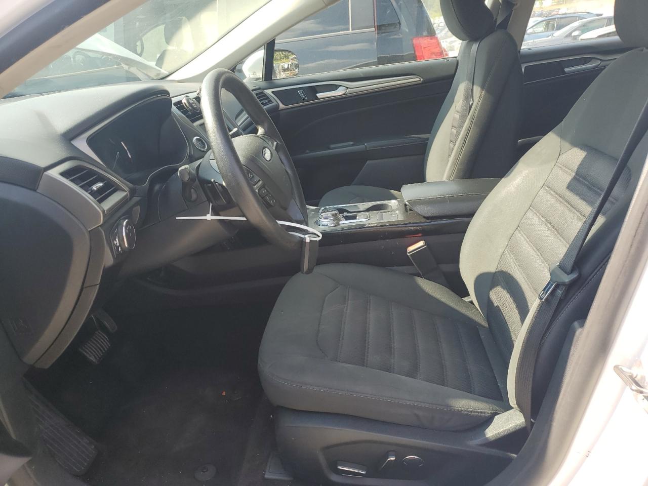 2018 Ford Fusion Se VIN: 3FA6P0HD7JR164785 Lot: 81560745