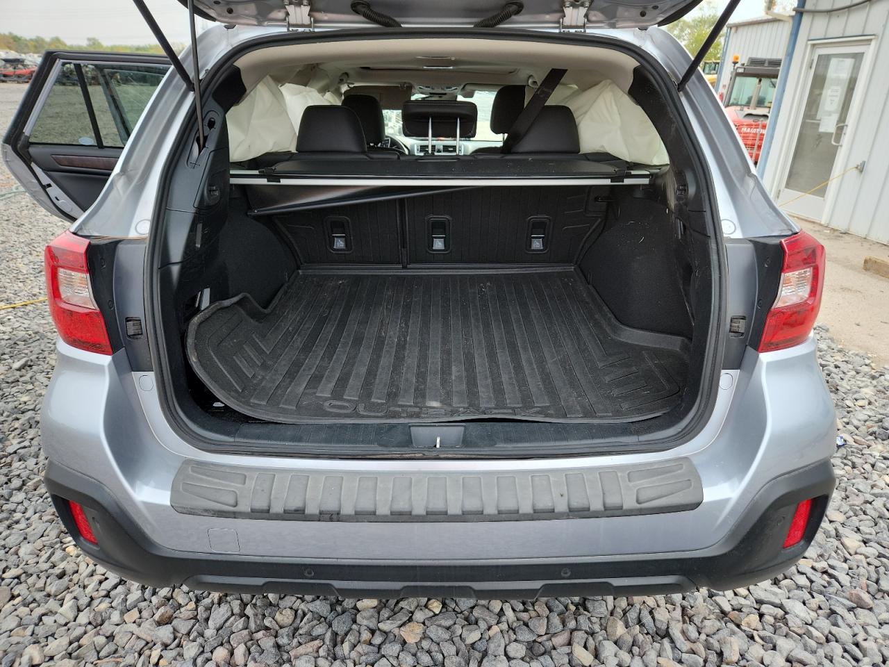 2019 Subaru Outback 2.5I Limited VIN: 4S4BSANC5K3308967 Lot: 81582305