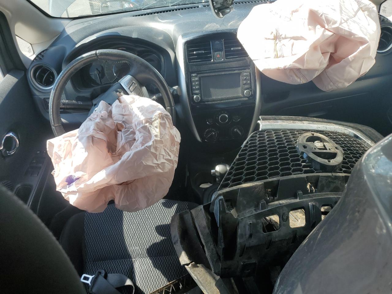 2017 Nissan Versa Note S VIN: 3N1CE2CP5HL355282 Lot: 80964285