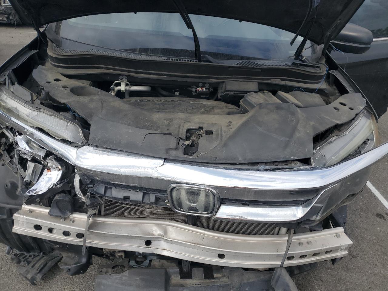 2019 Honda Pilot Lx VIN: 5FNYF5H16KB038431 Lot: 82038415