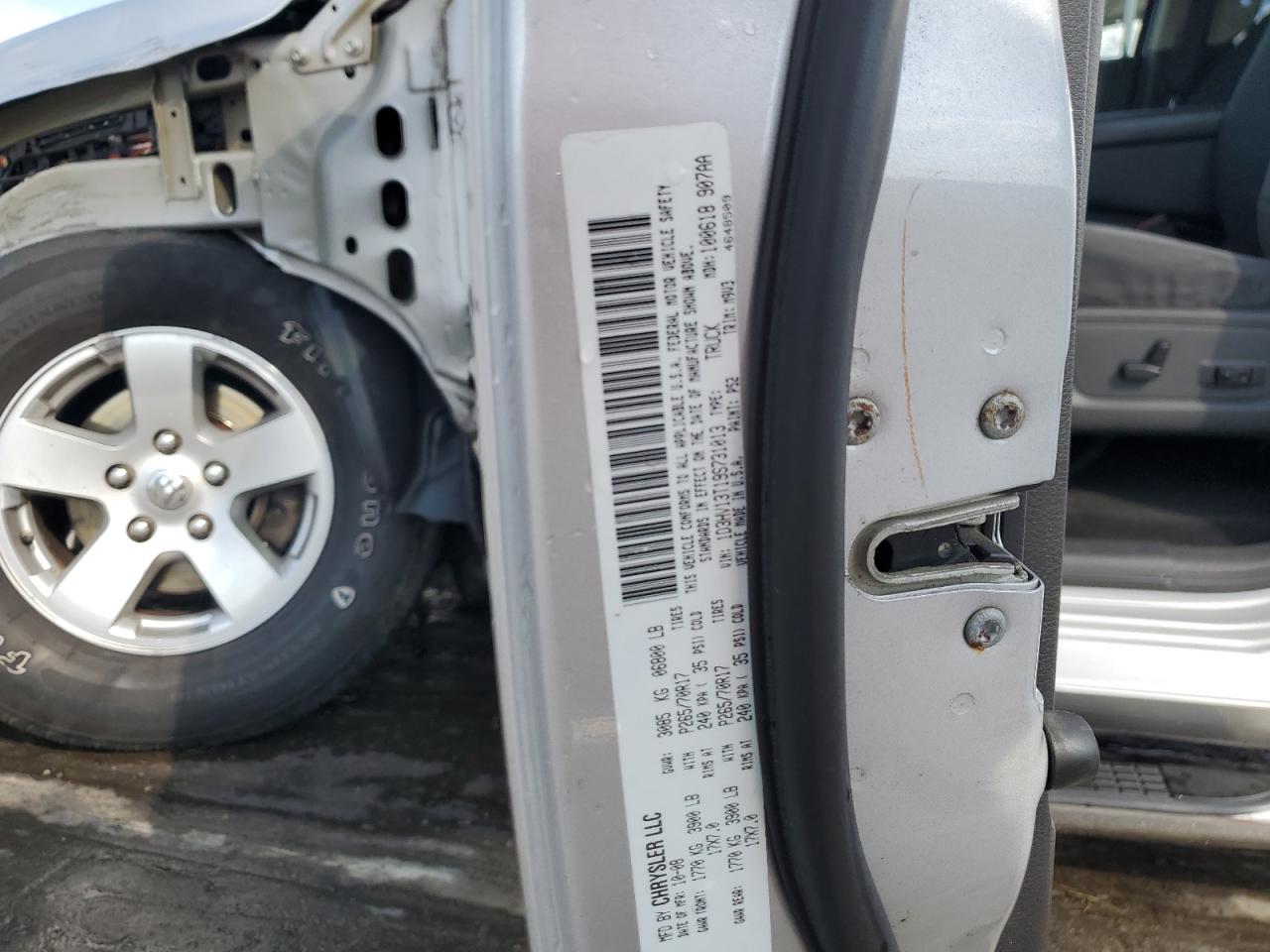 2009 Dodge Ram 1500 VIN: 1D3HV13T19S731013 Lot: 71558495