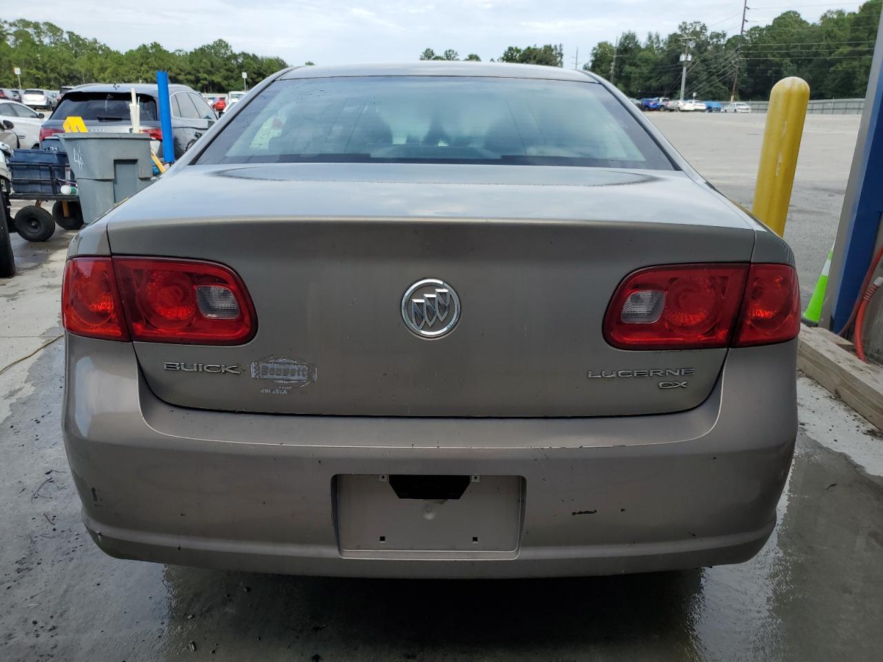 2007 Buick Lucerne Cx VIN: 1G4HP57217U110797 Lot: 71699745