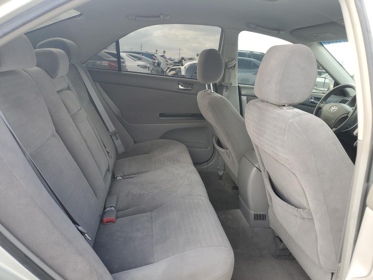 2005 Toyota Camry Le VIN: JTDBE32K453033874 Lot: 80390895