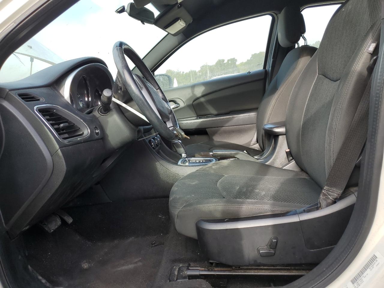 2011 Chrysler 200 Touring VIN: 1C3BC1FB7BN511181 Lot: 82052155