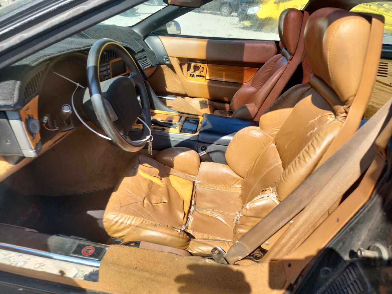 1990 Chevrolet Corvette VIN: 1G1YY2381L5118695 Lot: 70534405