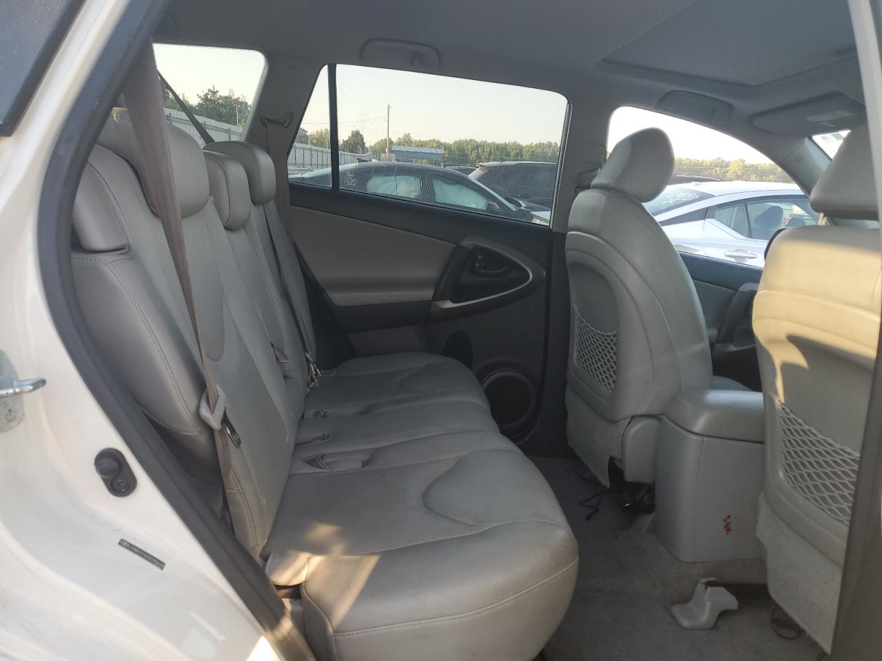 2008 Toyota Rav4 Limited VIN: JTMBK31V685056635 Lot: 71271815