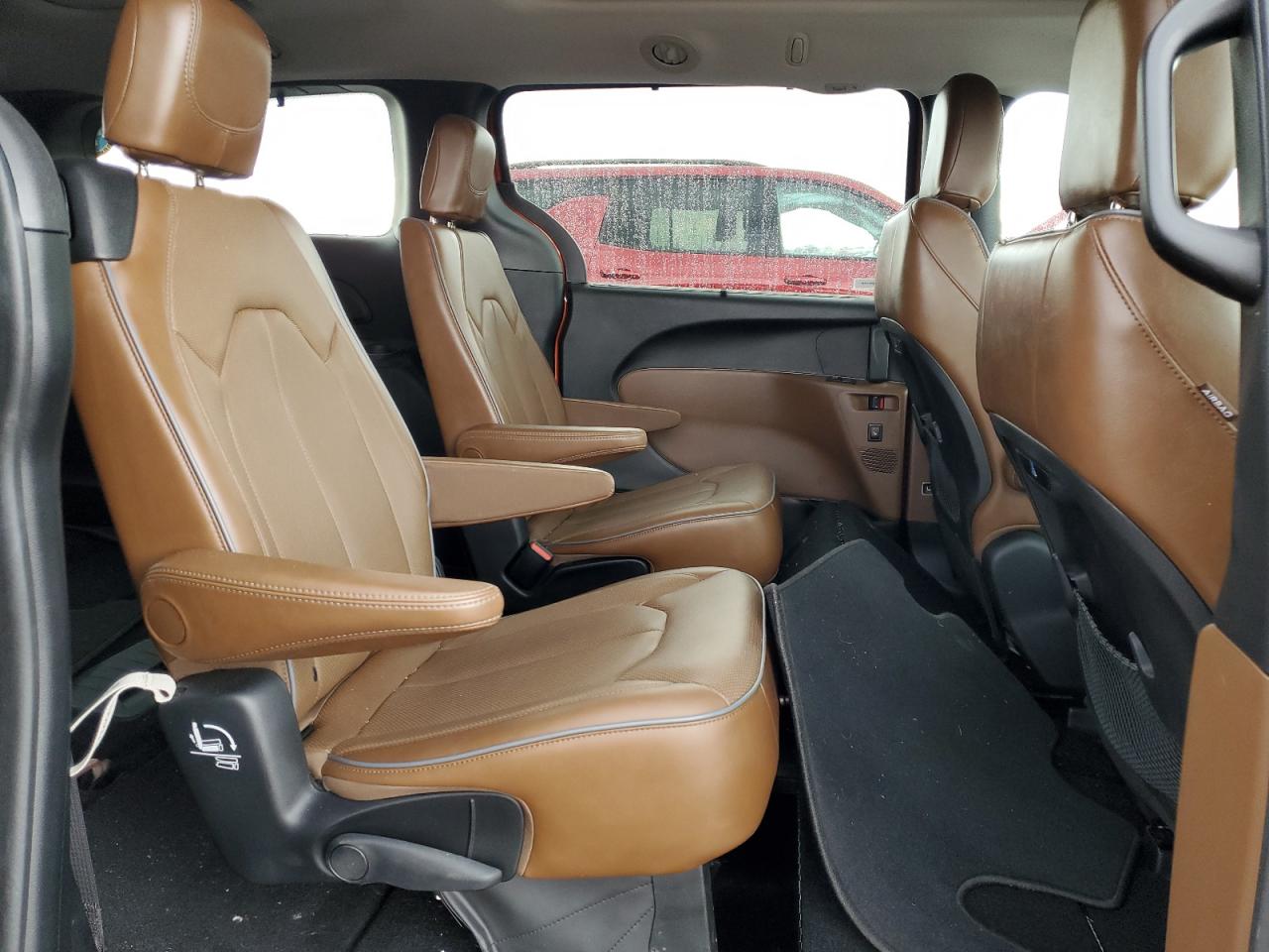 2018 Chrysler Pacifica Limited VIN: 2C4RC1GG3JR214527 Lot: 70659005