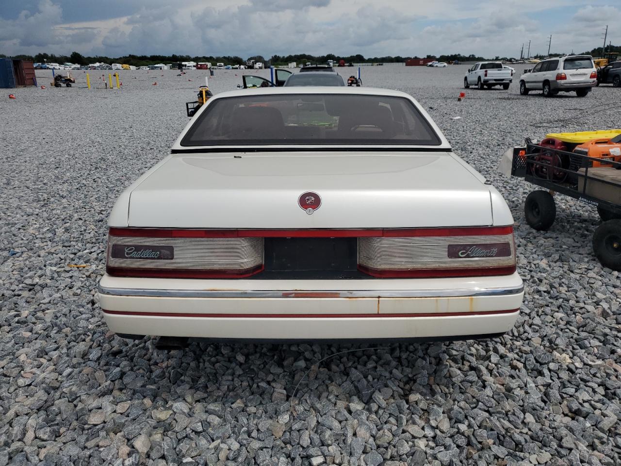 1987 Cadillac Allante VIN: 1G6VR3175HU100207 Lot: 71065825