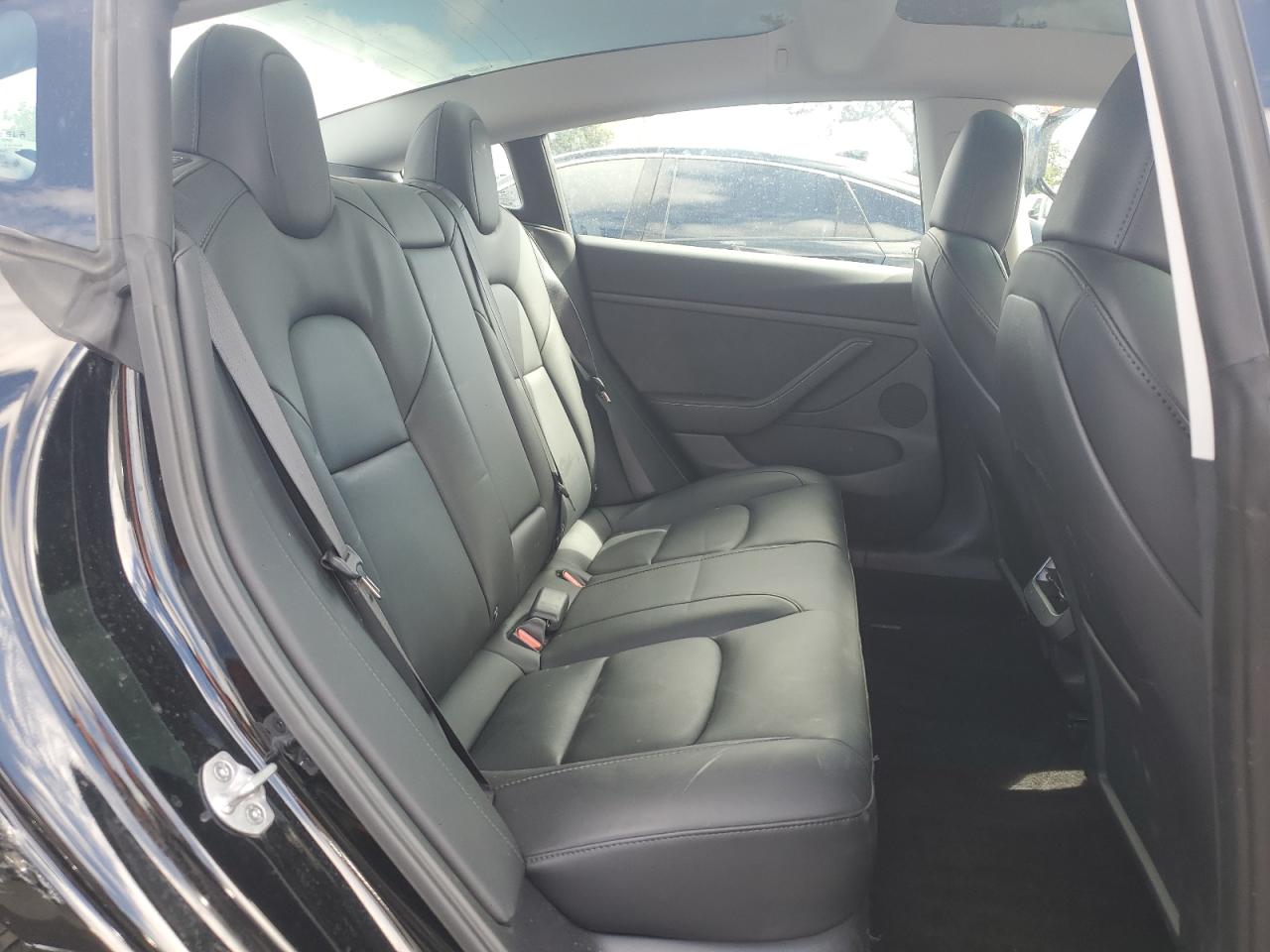 2023 Tesla Model 3 VIN: 5YJ3E1EB7PF633962 Lot: 84413215