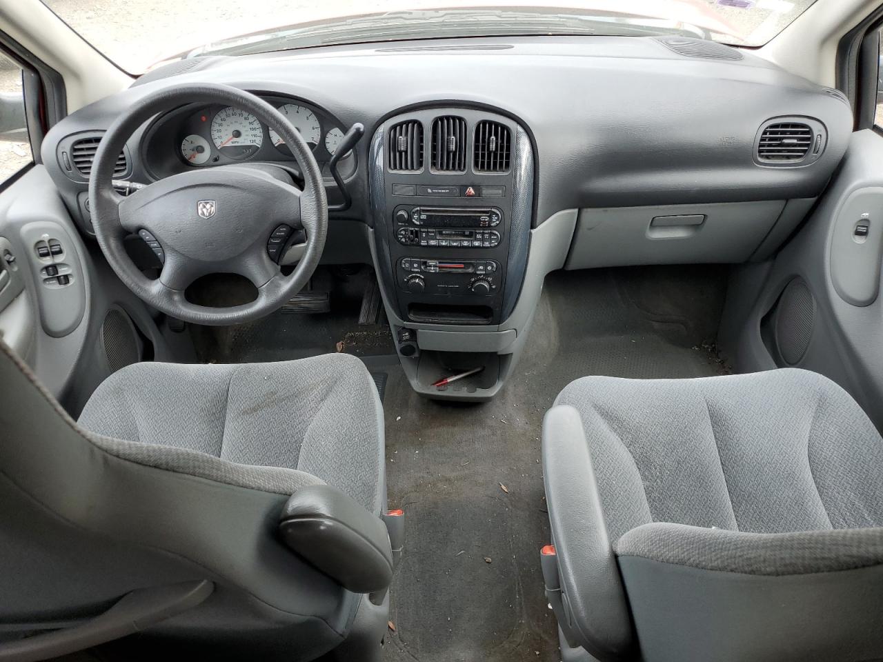 2005 Dodge Caravan Sxt VIN: 1D4GP45R85B312915 Lot: 81825525