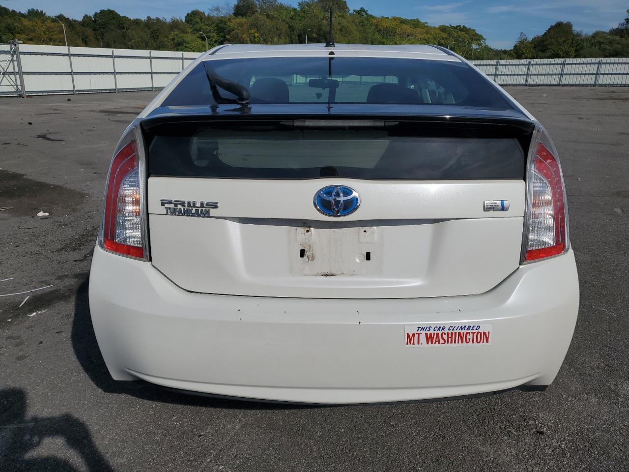 2014 Toyota Prius VIN: JTDKN3DU2E0384587 Lot: 84631905