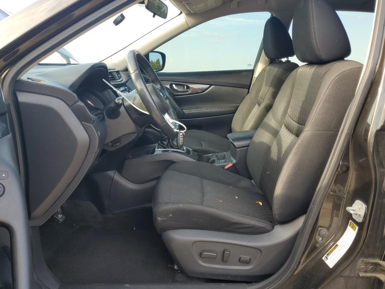 2017 Nissan Rogue S VIN: KNMAT2MV4HP512795 Lot: 84885835