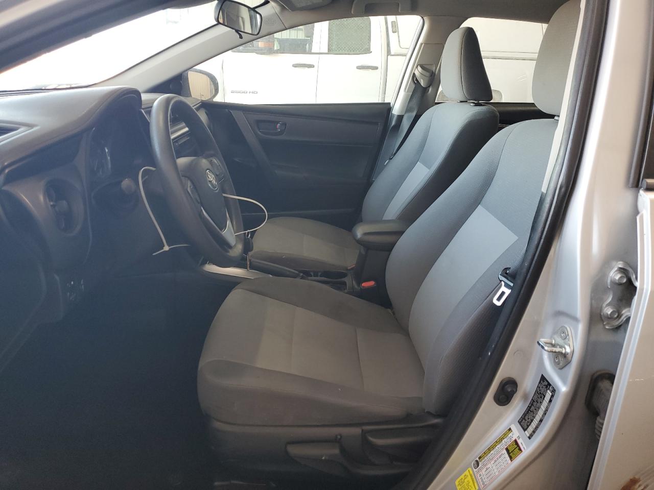 2018 Toyota Corolla L VIN: 2T1BURHE5JC068352 Lot: 70152365