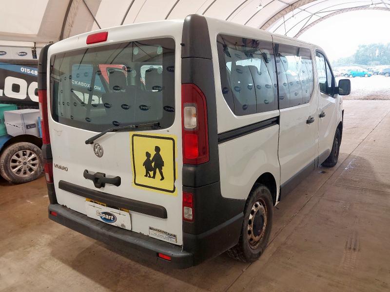 2015 VAUXHALL VIVARO CDTI 