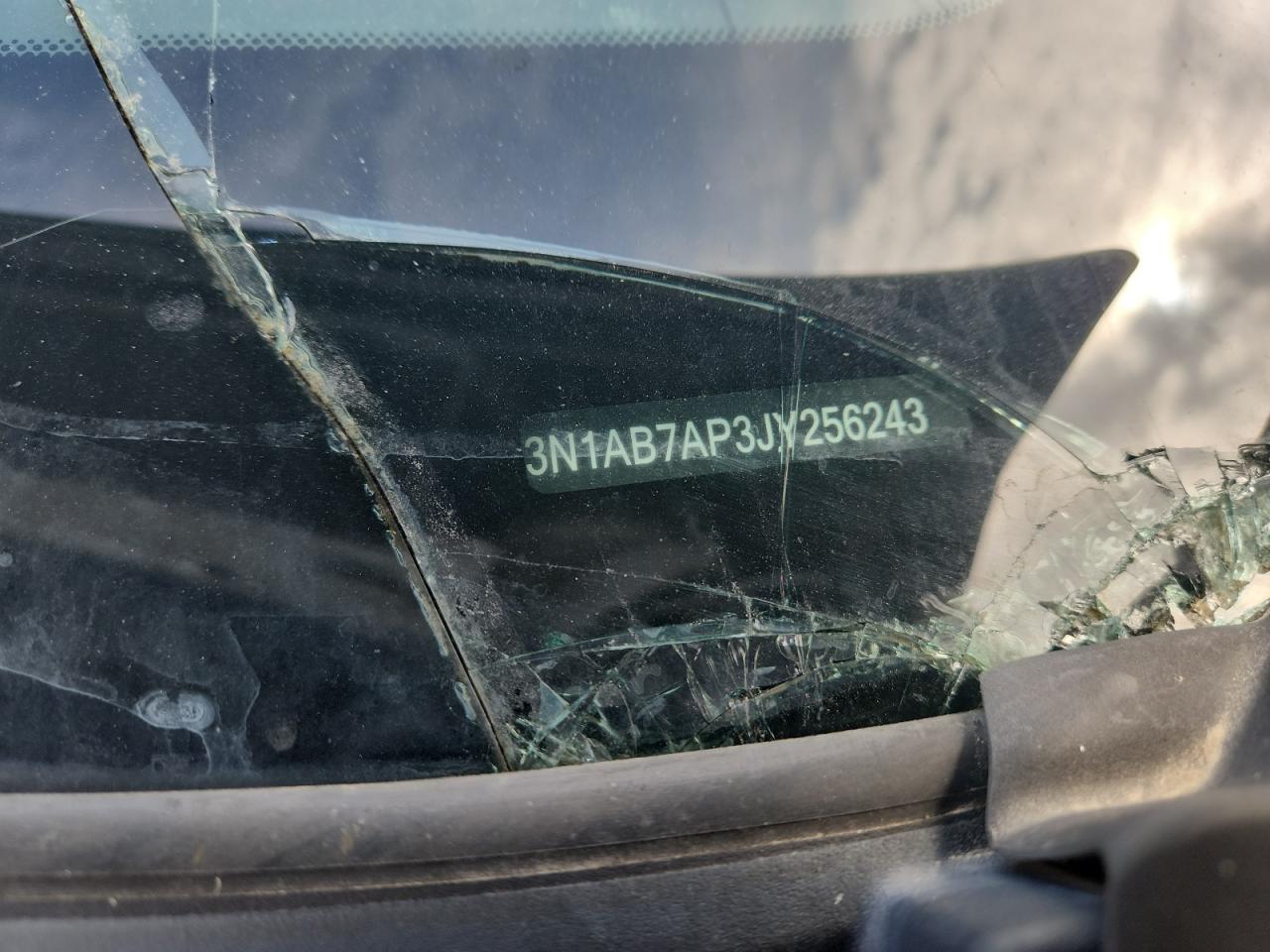 2018 Nissan Sentra S VIN: 3N1AB7AP3JY256243 Lot: 81460355