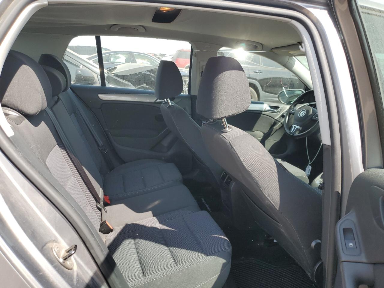 2012 Volkswagen Golf VIN: WVWDM7AJ5CW103700 Lot: 80196115