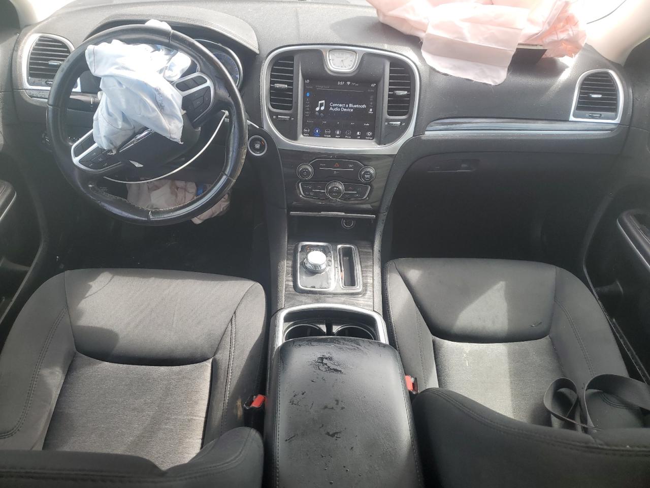 2019 Chrysler 300 Touring VIN: 2C3CCAAG7KH694033 Lot: 84273675