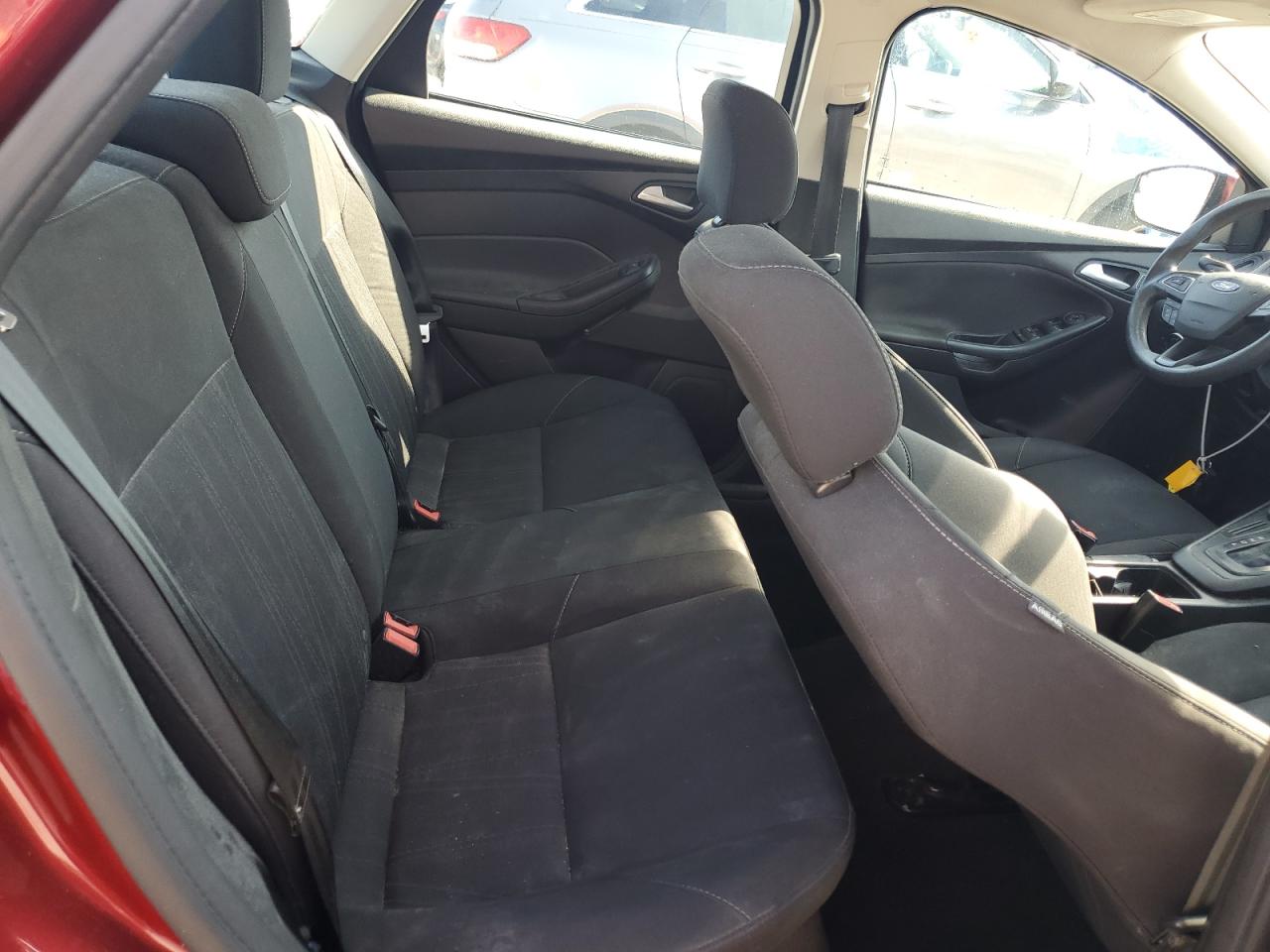 2016 Ford Focus Se VIN: 1FADP3F23GL305367 Lot: 81410655