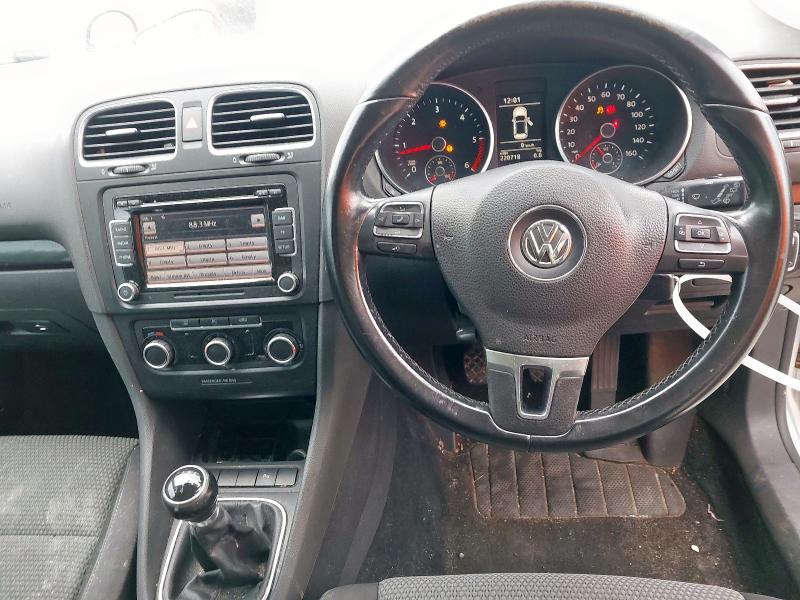 2011 VOLKSWAGEN GOLF MATCH TDI 