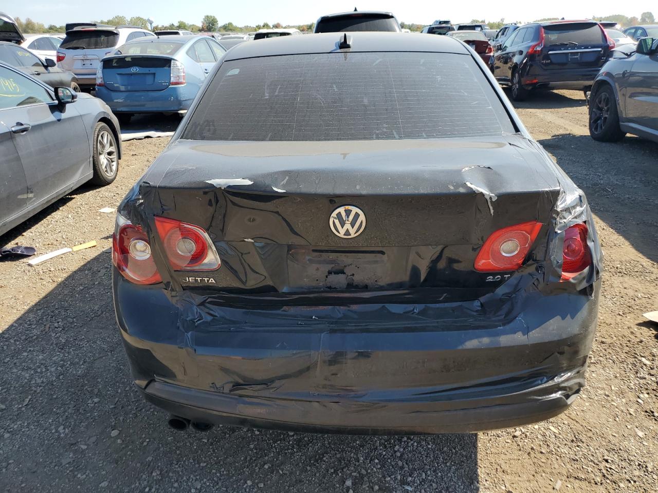 2006 Volkswagen Jetta 2.0T Option Package 1 VIN: 3VWKJ71KX6M676537 Lot: 81848475