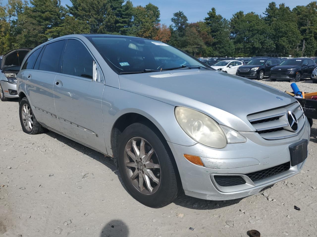 2006 Mercedes-Benz R 500 VIN: 4JGCB75E96A020833 Lot: 81700915
