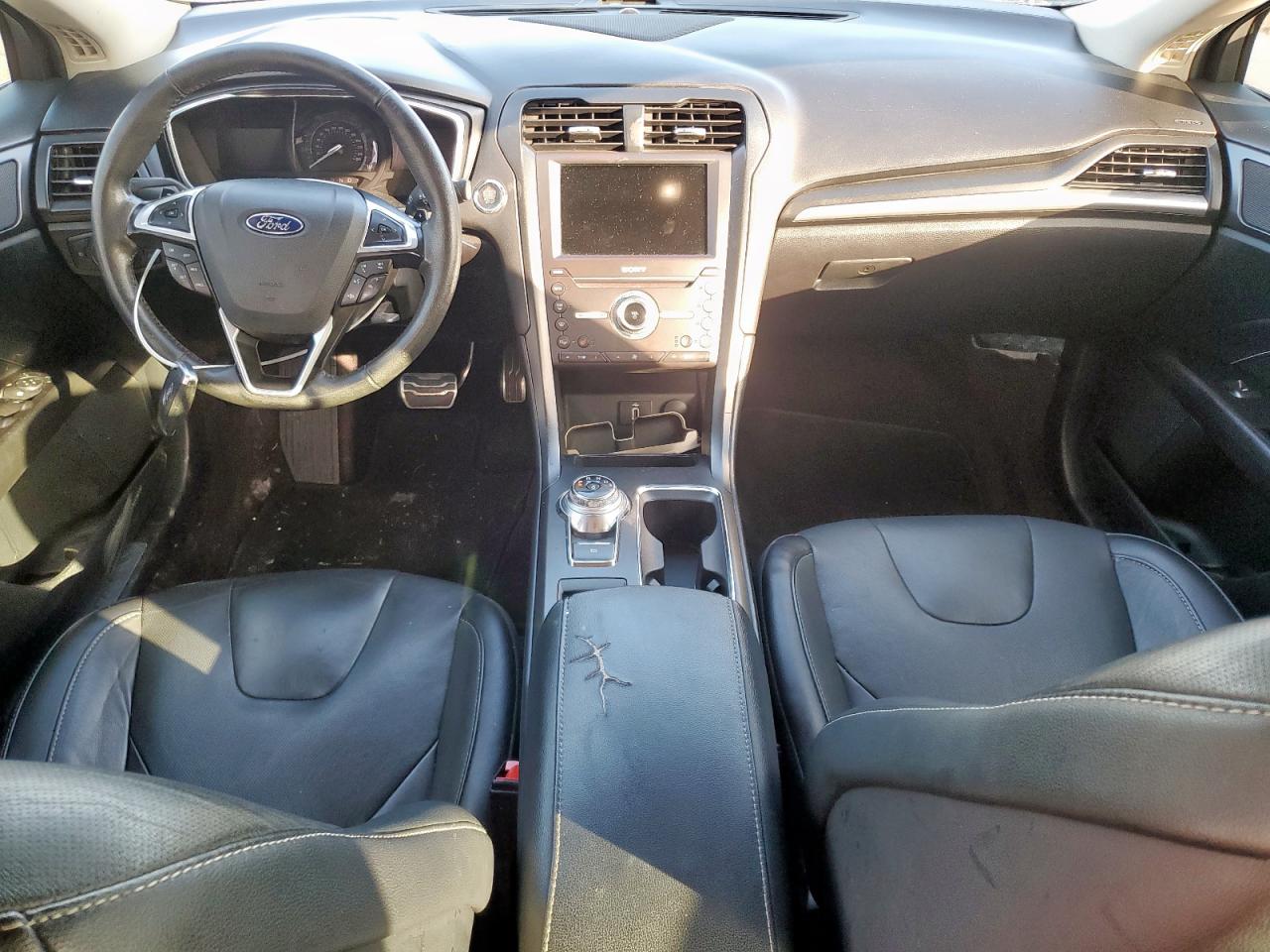 2017 Ford Fusion Titanium VIN: 3FA6P0K98HR111690 Lot: 84190795