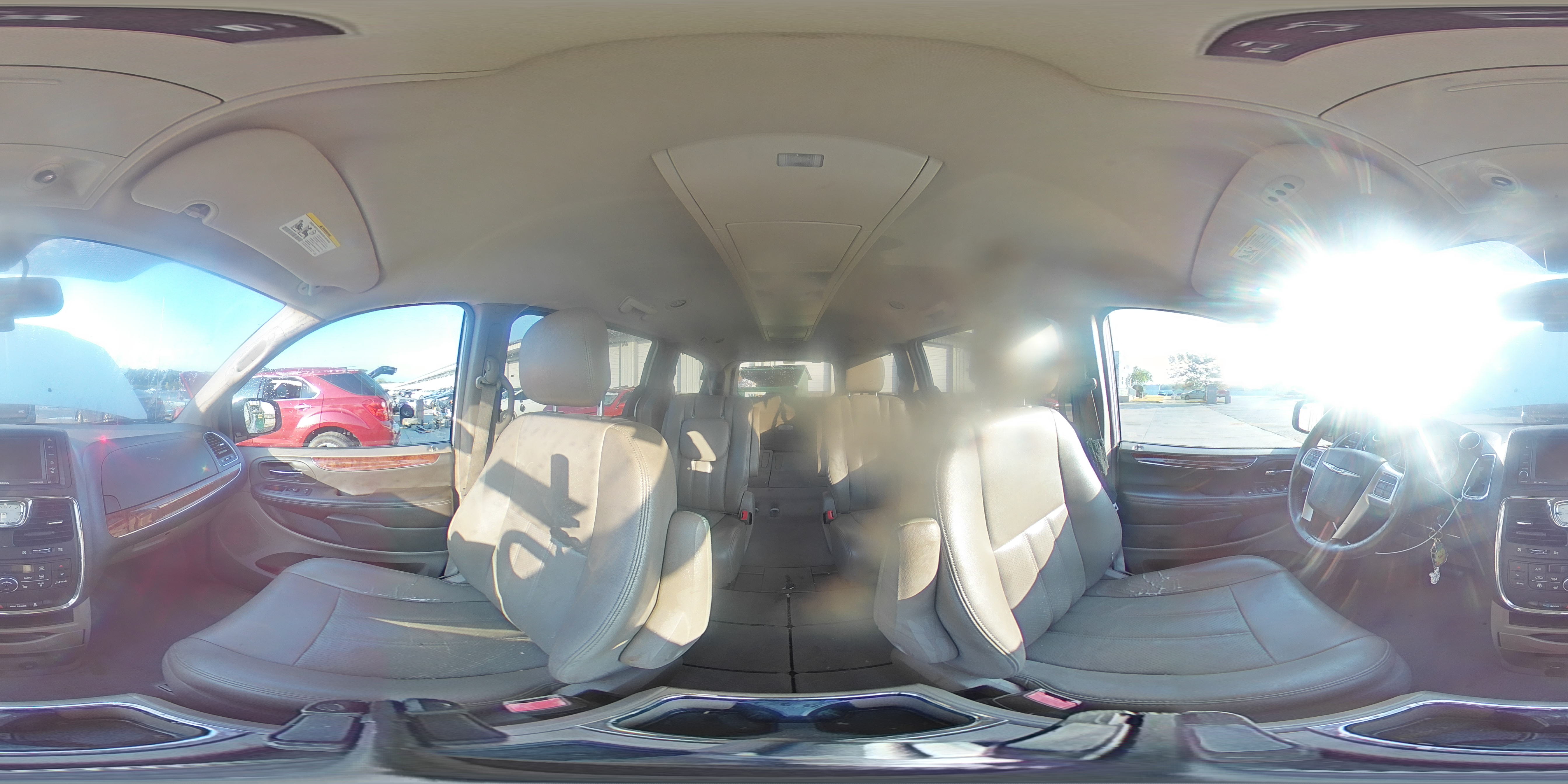 2011 Chrysler Town & Country Touring L VIN: 2A4RR8DG2BR611024 Lot: 71471135