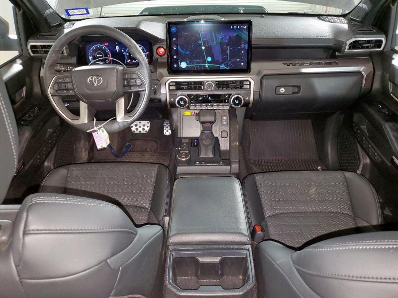  TOYOTA TACOMA 2025 Золотой