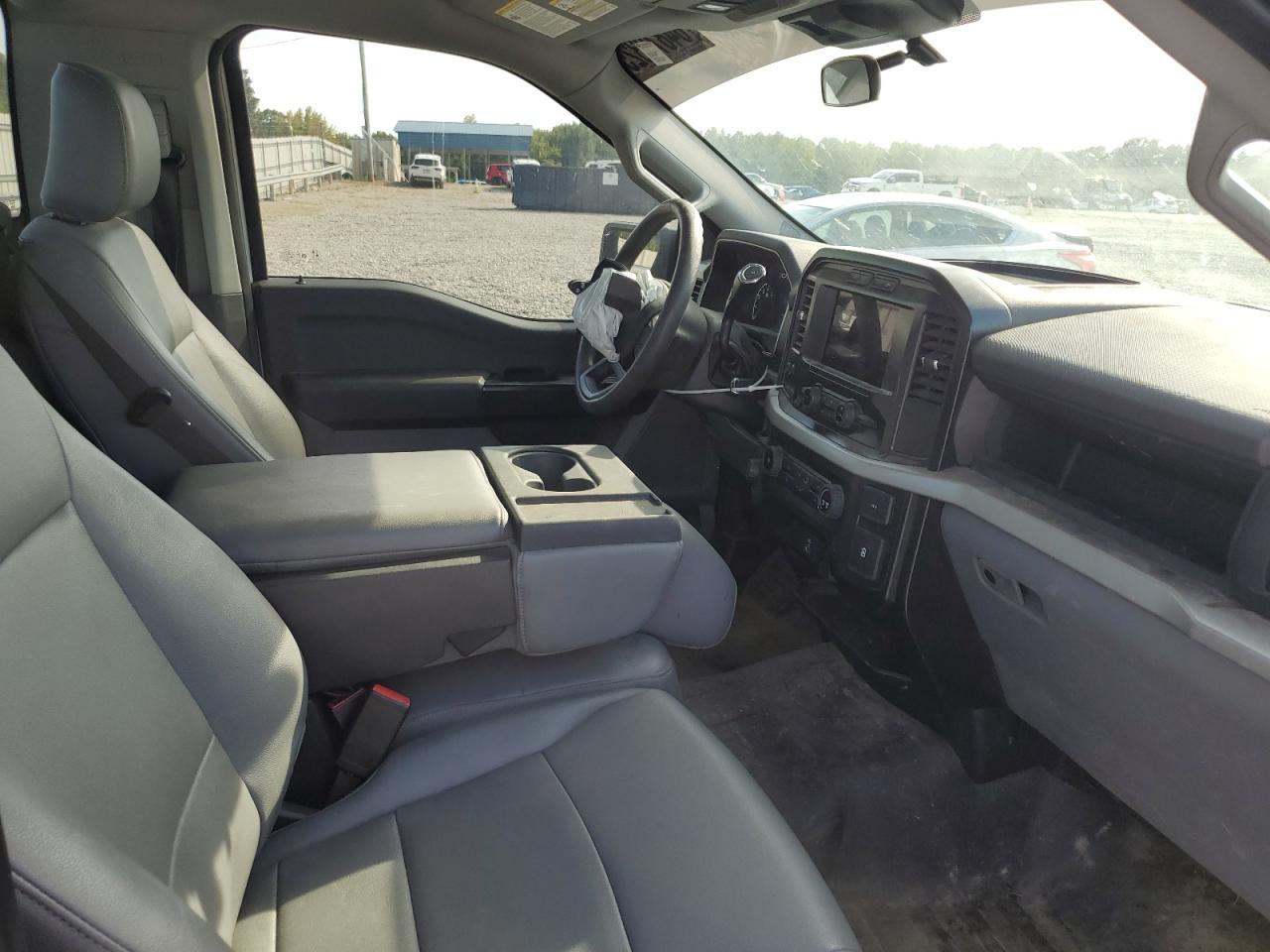 2022 Ford F150 VIN: 1FTMF1EB2NKE25330 Lot: 84870325