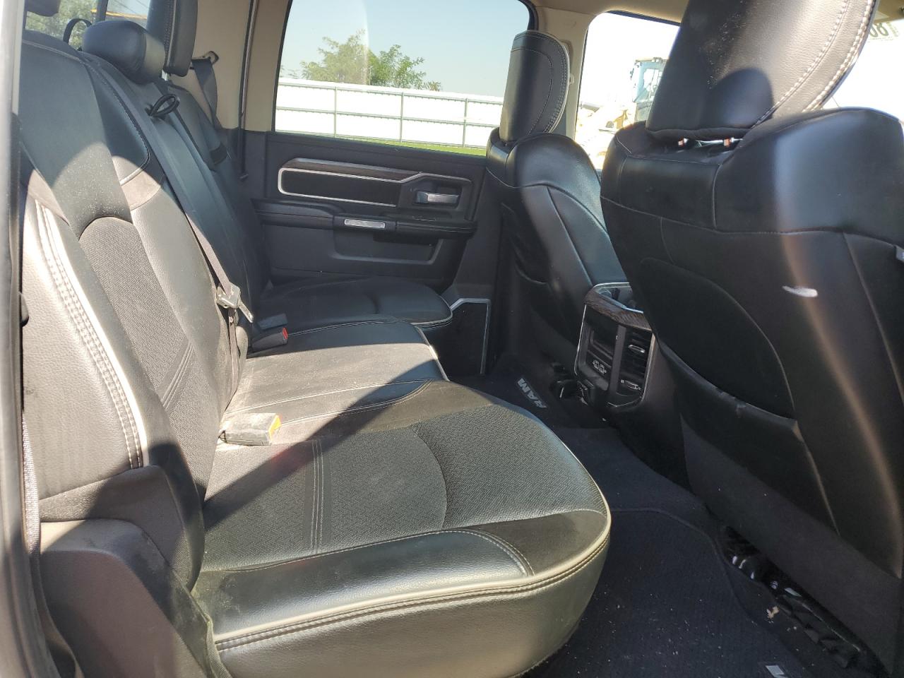 2019 Ram 2500 Laramie VIN: 3C6UR5FLXKG657240 Lot: 80850645