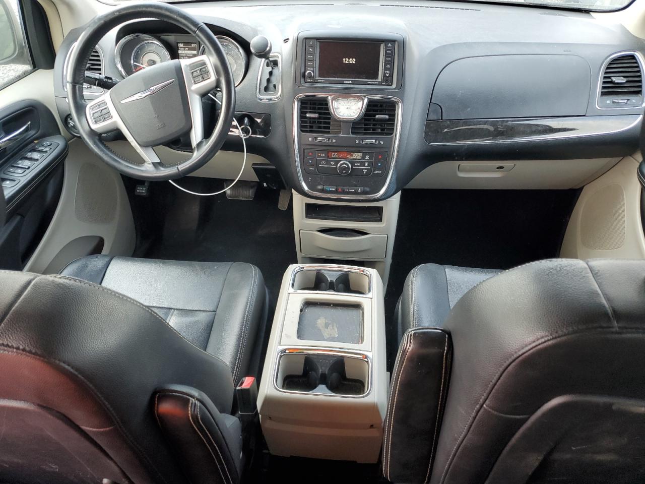 2014 Chrysler Town & Country Touring VIN: 2C4RC1BG3ER294733 Lot: 81099525