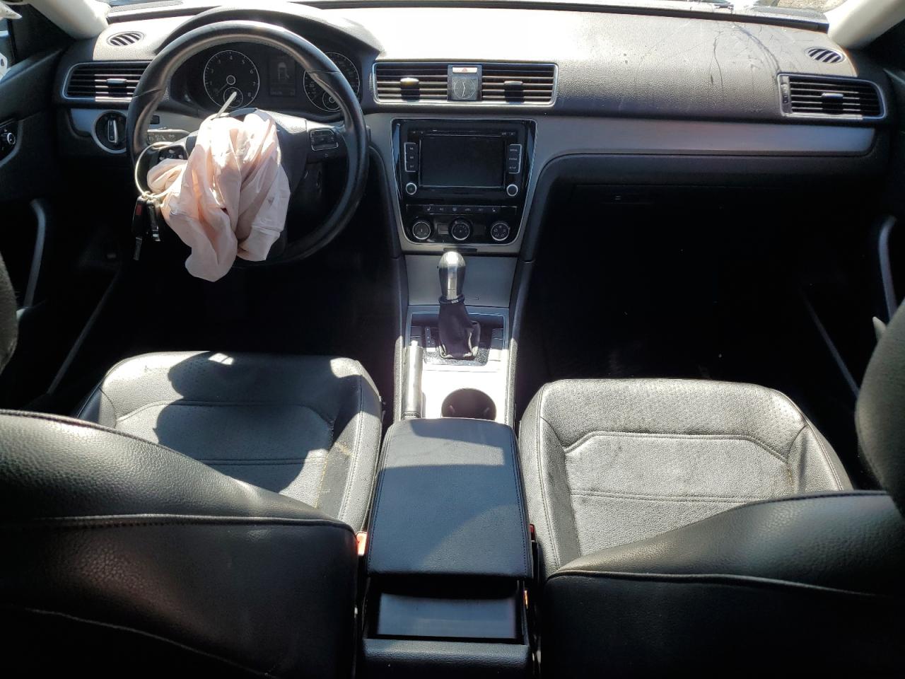 2015 Volkswagen Passat Se VIN: 1VWBT7A33FC026646 Lot: 81764165