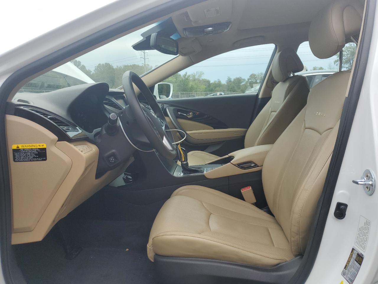 2017 Hyundai Azera Limited VIN: KMHFH4JG5HA582006 Lot: 84604595