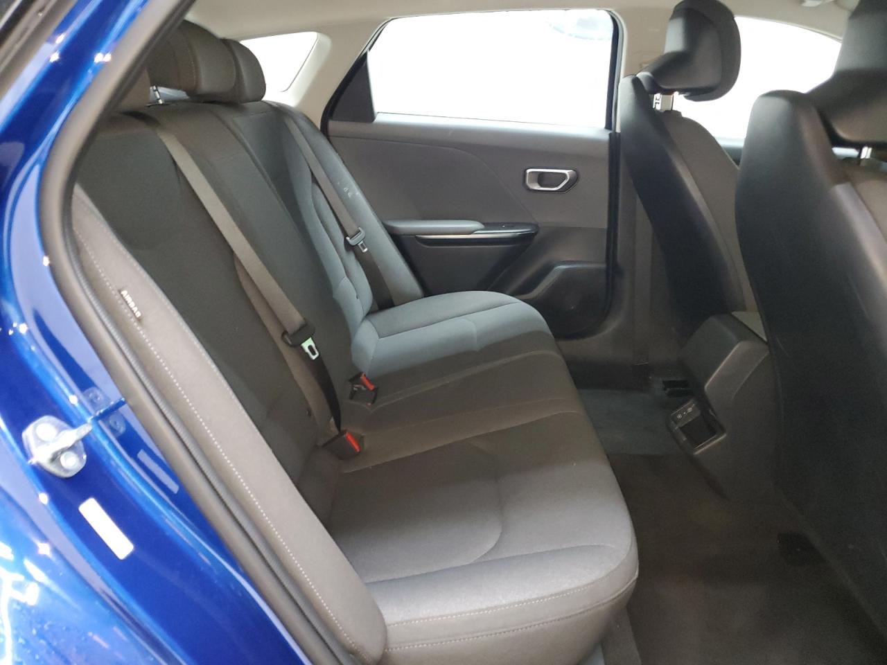 2025 Kia K4 Lx VIN: 3KPFT4DE2SE064050 Lot: 84040035