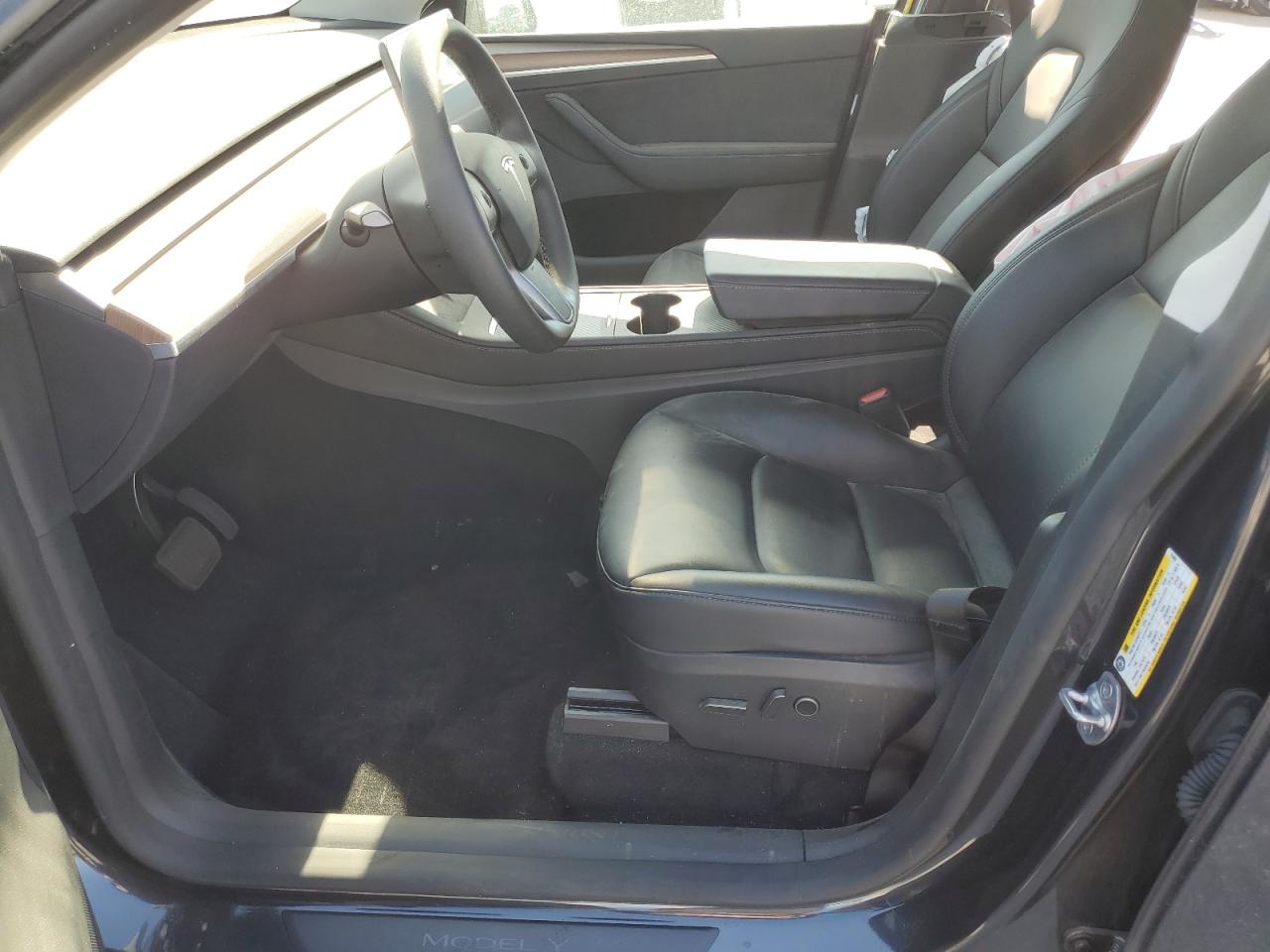 2025 Tesla Model Y VIN: 7SAYGDEDXSF313565 Lot: 80439705