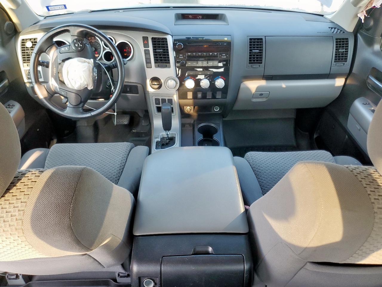 2008 Toyota Tundra Double Cab VIN: 5TFRV54158X044135 Lot: 81318335