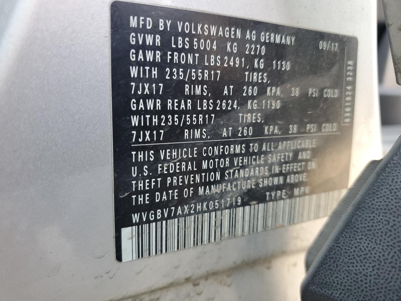 2017 Volkswagen Tiguan S VIN: WVGBV7AX2HK051719 Lot: 70875085