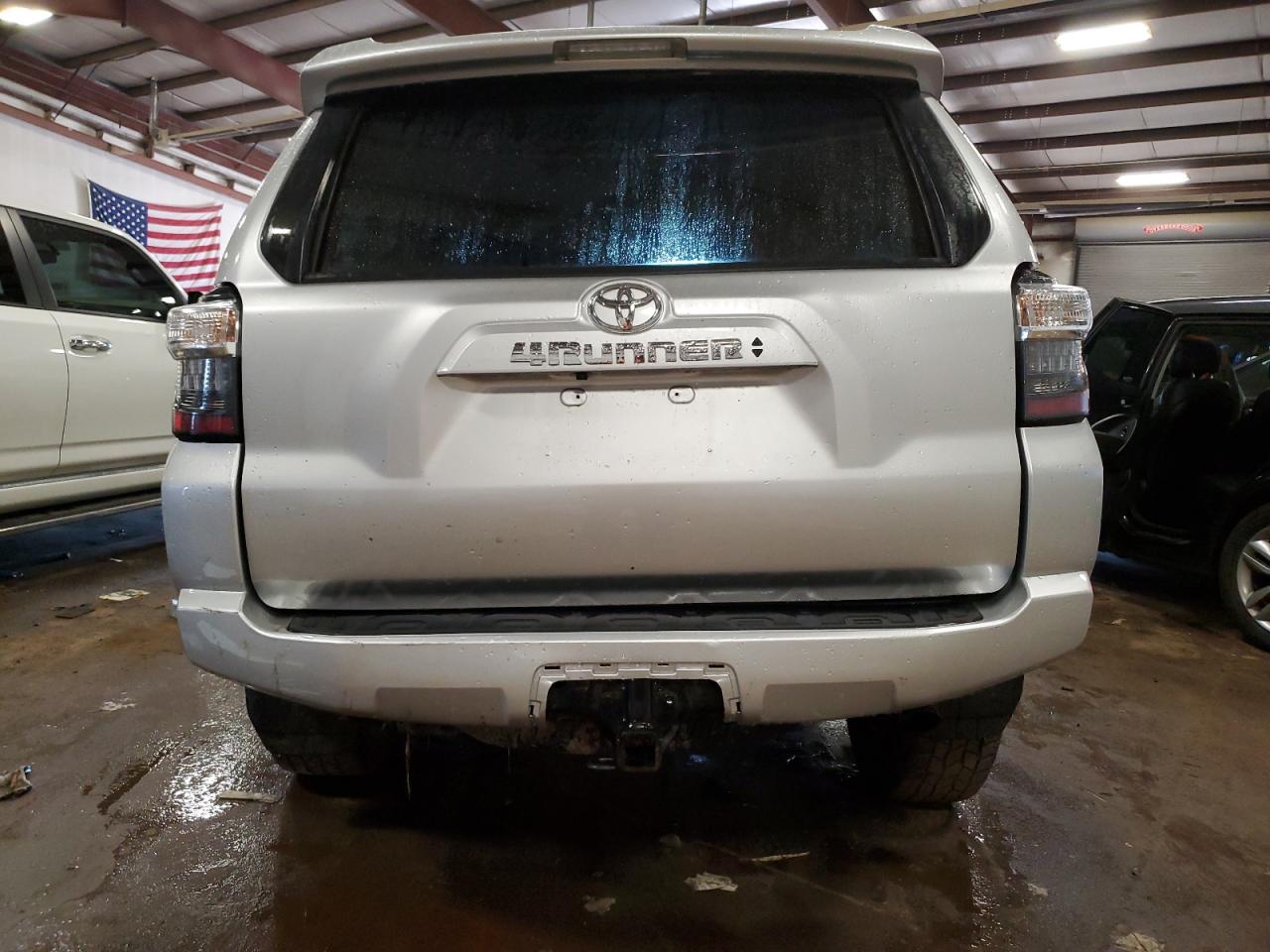 2021 Toyota 4Runner Sr5/Sr5 Premium VIN: JTENU5JR5M5932557 Lot: 71042745