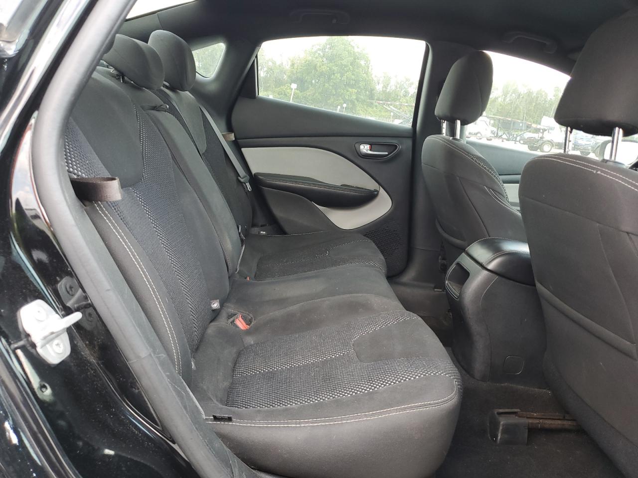 2016 Dodge Dart Sxt VIN: 1C3CDFBB6GD504417 Lot: 81270385