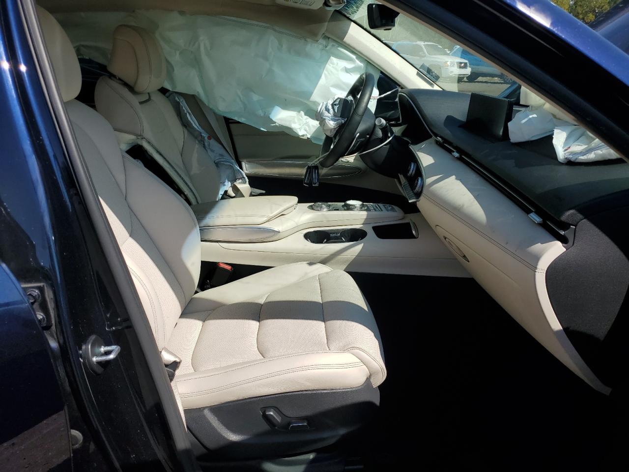 2023 Genesis Gv70 Base VIN: KMUMADTB5PU136370 Lot: 80649825