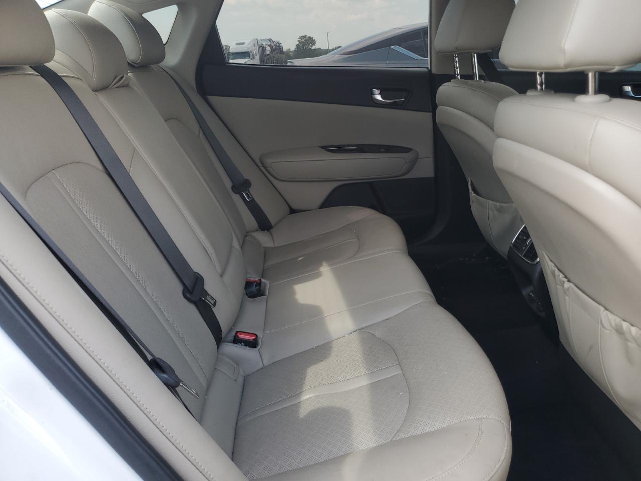 2016 Kia Optima Ex VIN: 5XXGU4L37GG080146 Lot: 81079905