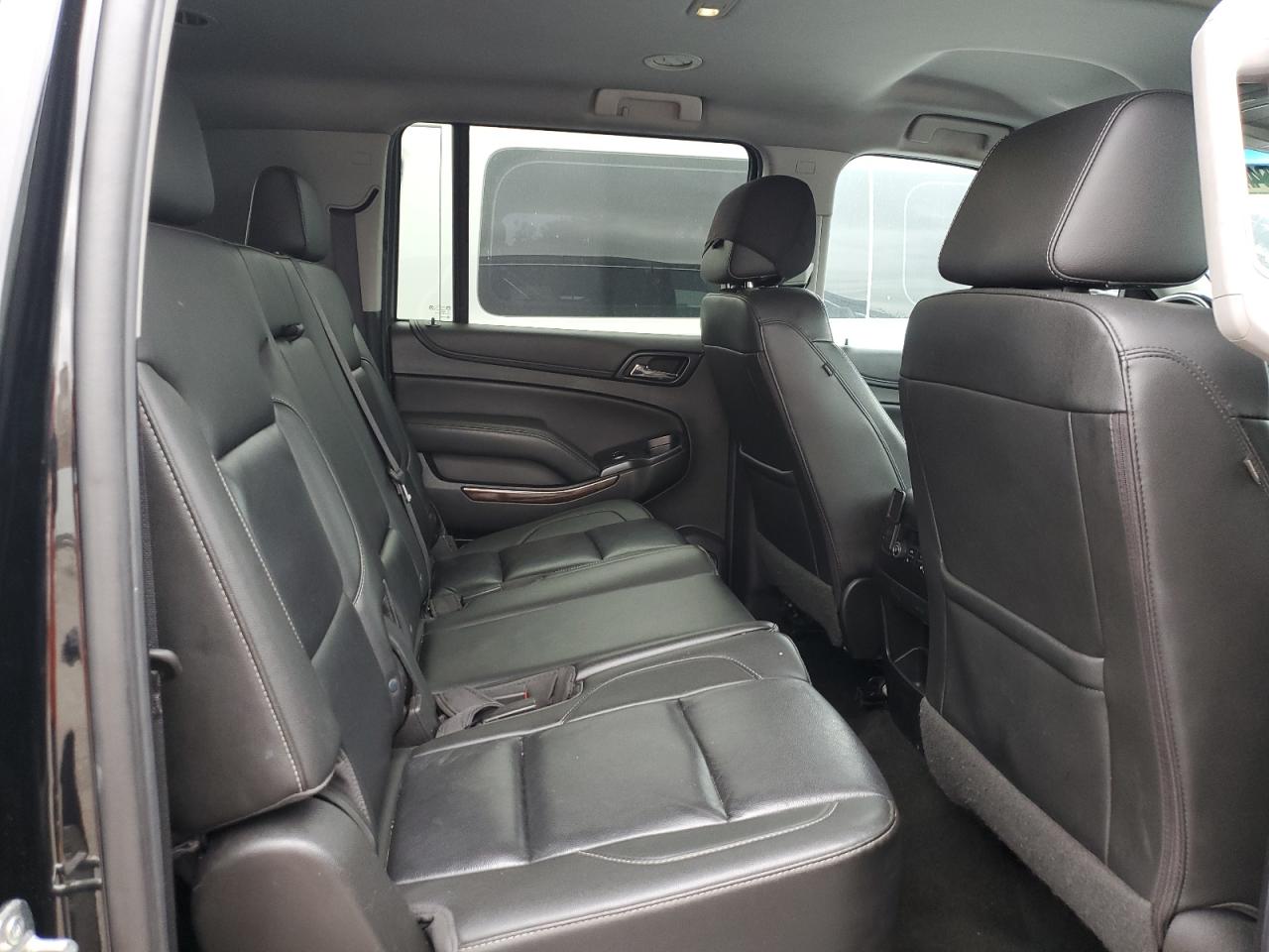 2019 Chevrolet Suburban K1500 Lt VIN: 1GNSKHKC3KR101791 Lot: 80433495