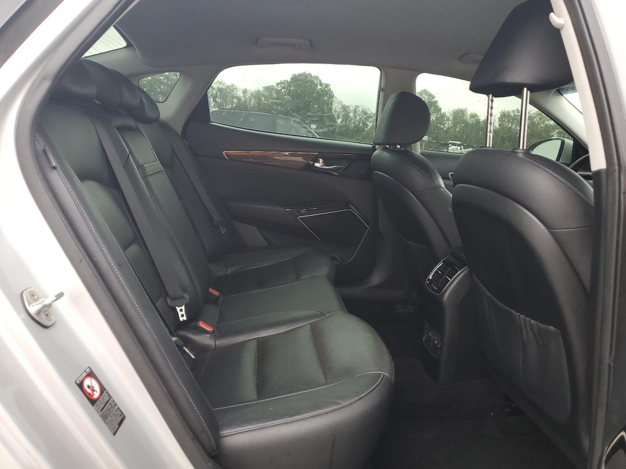 2017 Kia Cadenza Premium VIN: KNALC4J11H5057225 Lot: 83984205